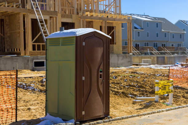 Portable bathroom rental in Iselin, NJ