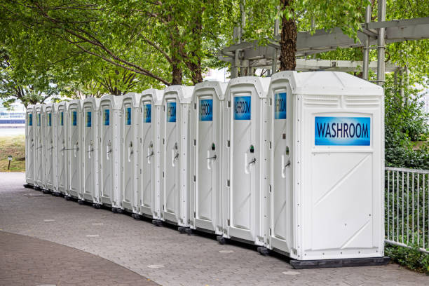 Portable restroom solutions in Iselin, NJ