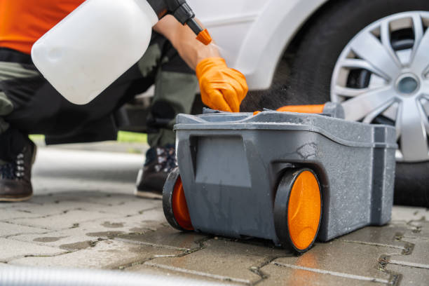 Best Portable toilet rental cost  in Iselin, NJ
